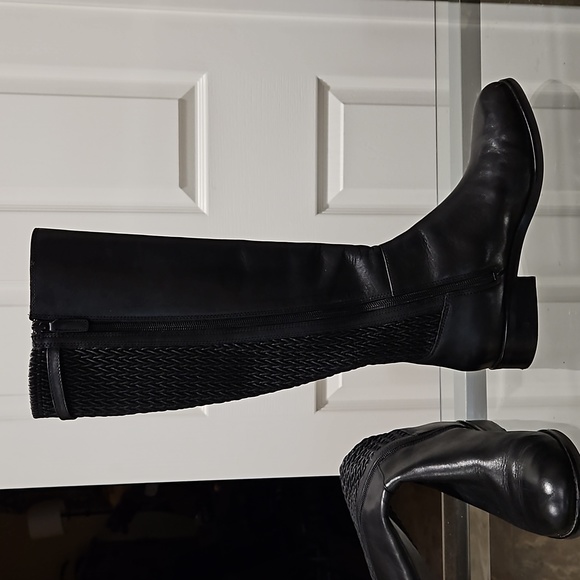 Cole Haan leather boots - Picture 5 of 8